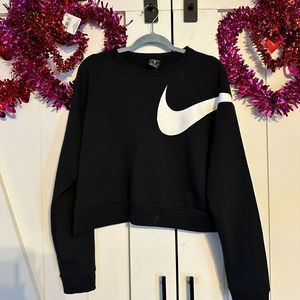 Women’s Nike Crop Top CrewNeck